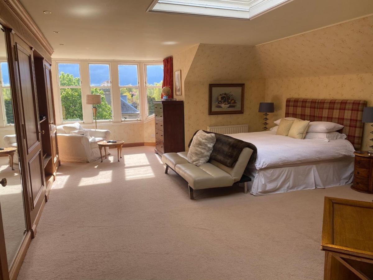 Claremont House Bed & Breakfast เอดินบะระ ภายนอก รูปภาพ