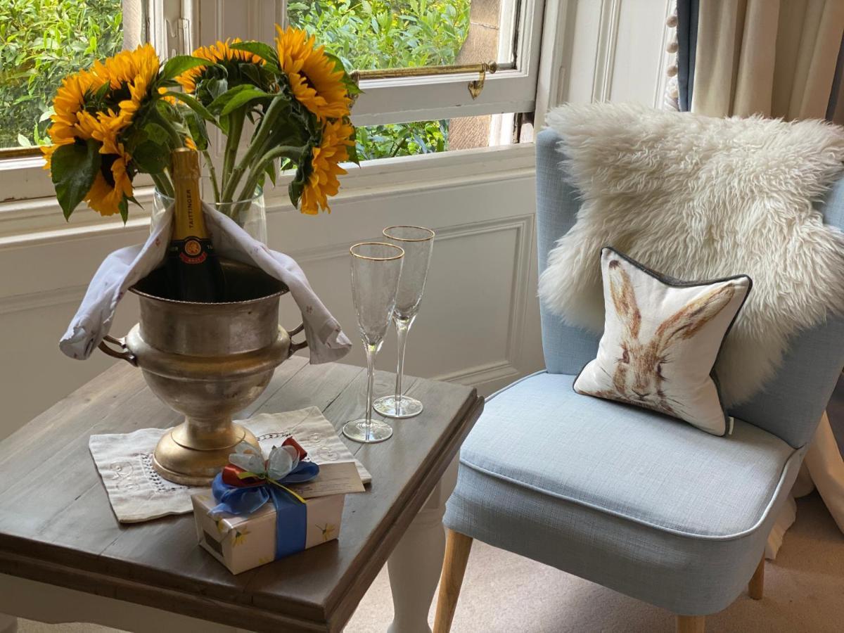 Claremont House Bed & Breakfast เอดินบะระ ภายนอก รูปภาพ