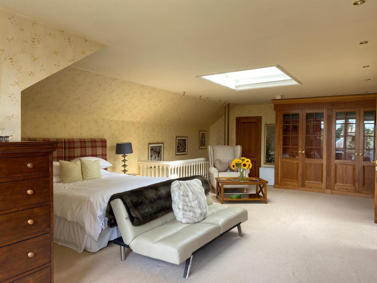 Claremont House Bed & Breakfast เอดินบะระ ภายนอก รูปภาพ