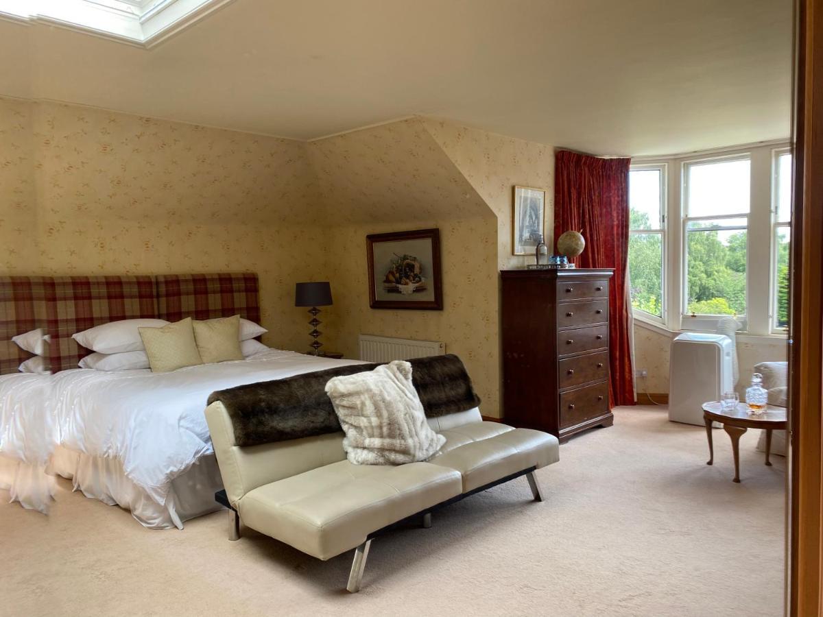Claremont House Bed & Breakfast เอดินบะระ ภายนอก รูปภาพ