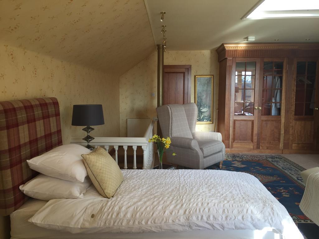 Claremont House Bed & Breakfast เอดินบะระ ภายนอก รูปภาพ