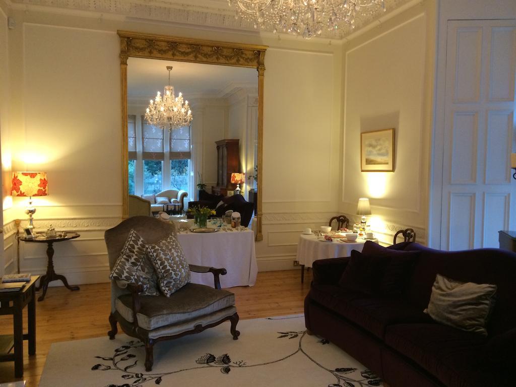 Claremont House Bed & Breakfast เอดินบะระ ภายนอก รูปภาพ