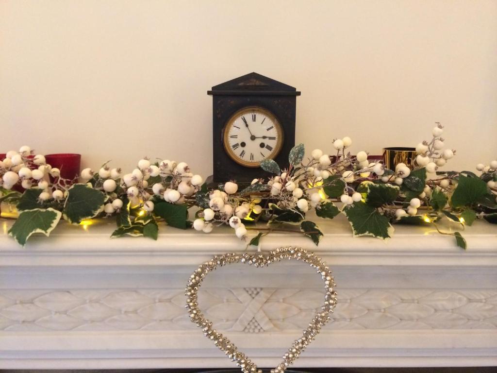 Claremont House Bed & Breakfast เอดินบะระ ภายนอก รูปภาพ