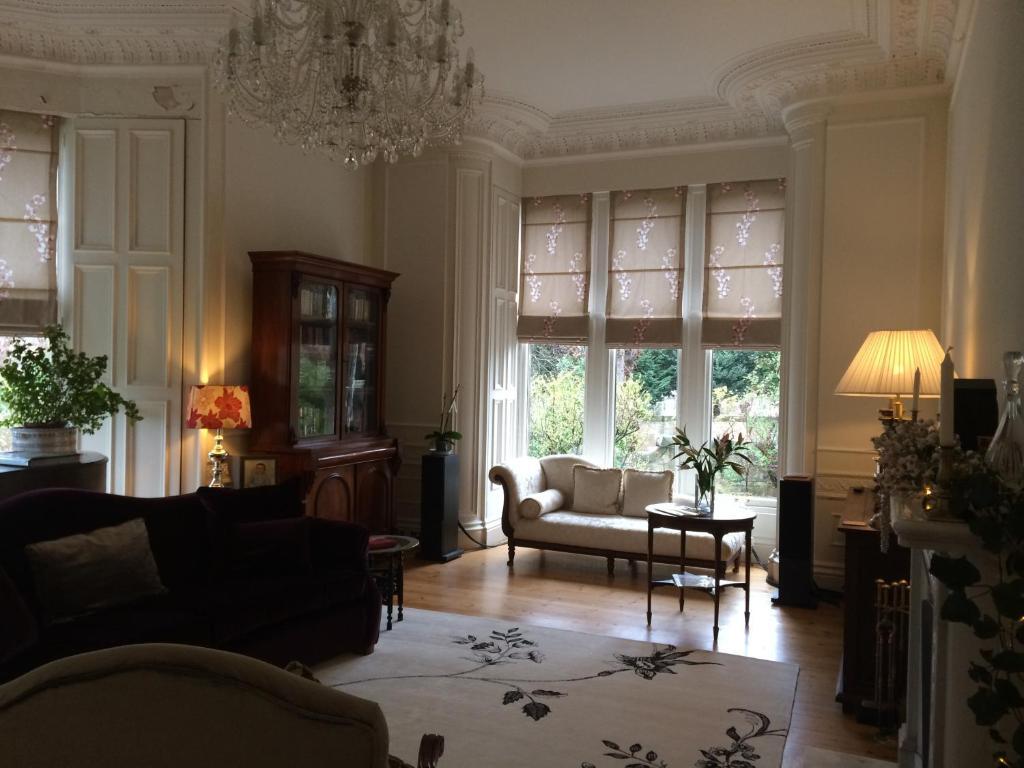 Claremont House Bed & Breakfast เอดินบะระ ภายนอก รูปภาพ