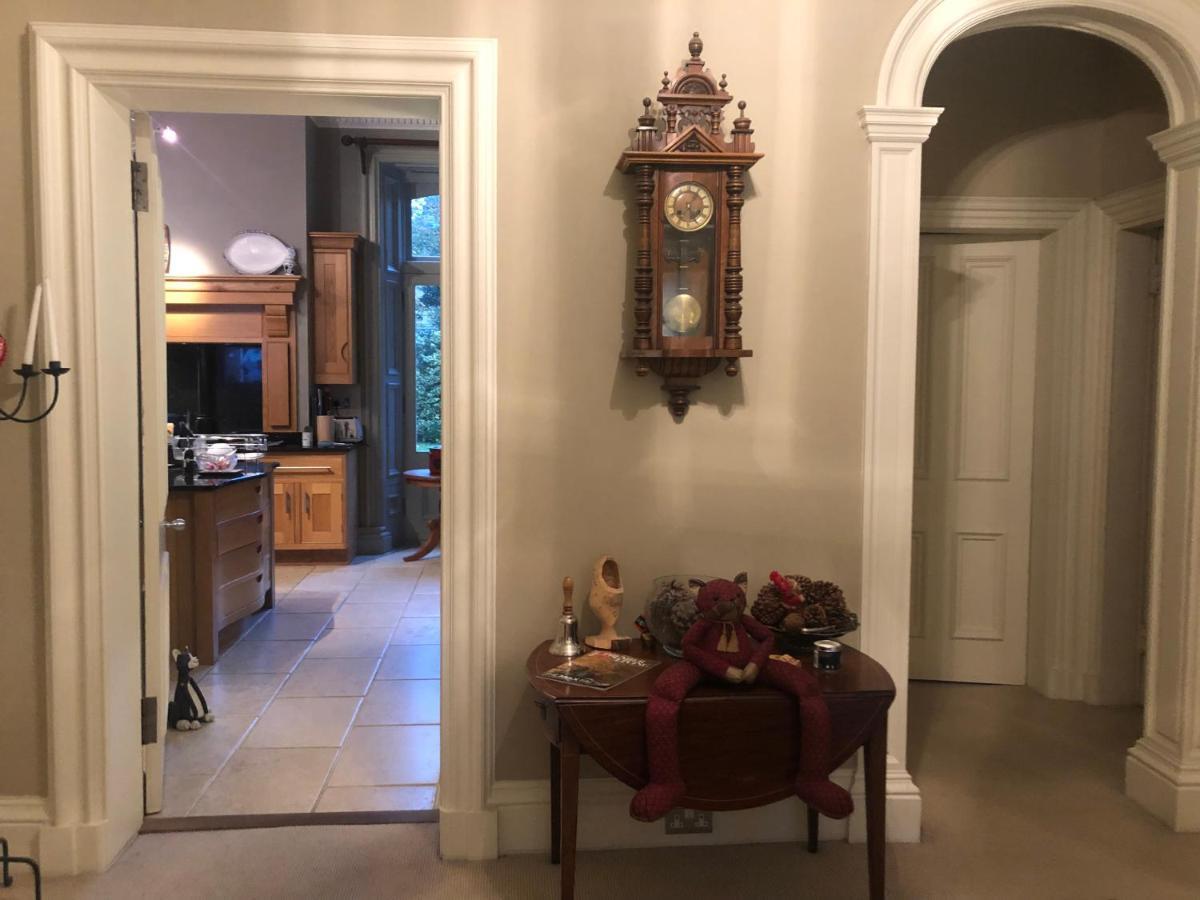 Claremont House Bed & Breakfast เอดินบะระ ภายนอก รูปภาพ