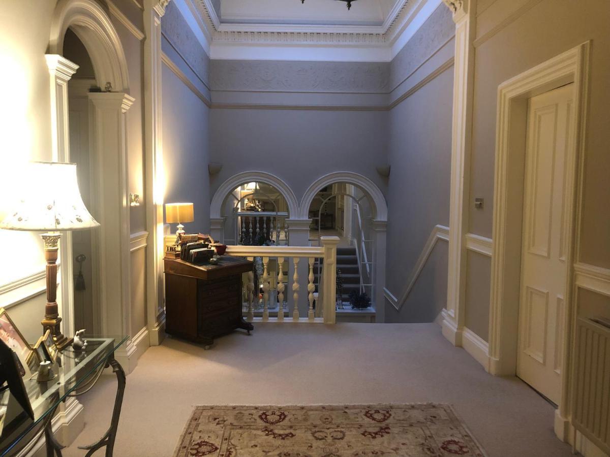 Claremont House Bed & Breakfast เอดินบะระ ภายนอก รูปภาพ